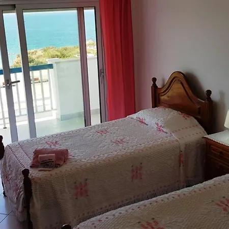 Casa Luciana - Apartamento T2 Frente Mar Na Praia Da Rocha Portimão